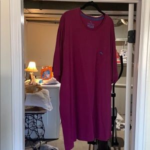 Tommy Bahama Bally high T-shirt with a pocket